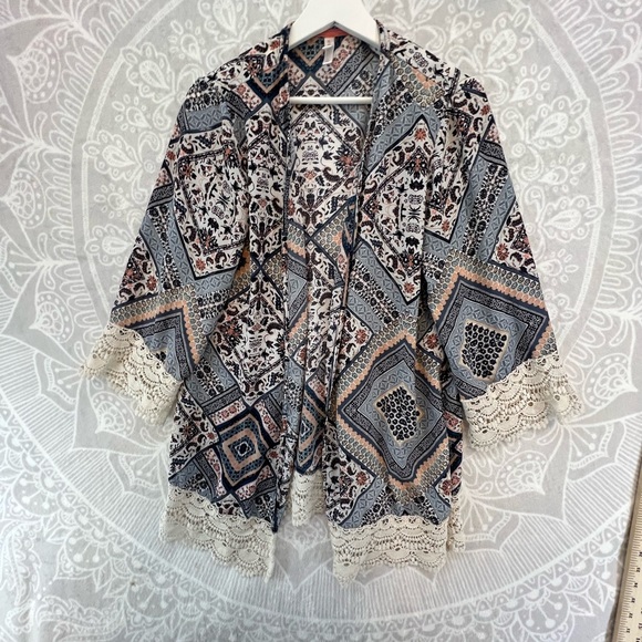 XHILARATION OPEN FRONT CARDIGAN TOP OVERSIZED COVER UP LACE PRINT PINK BLUE EUC - Picture 10 of 11
